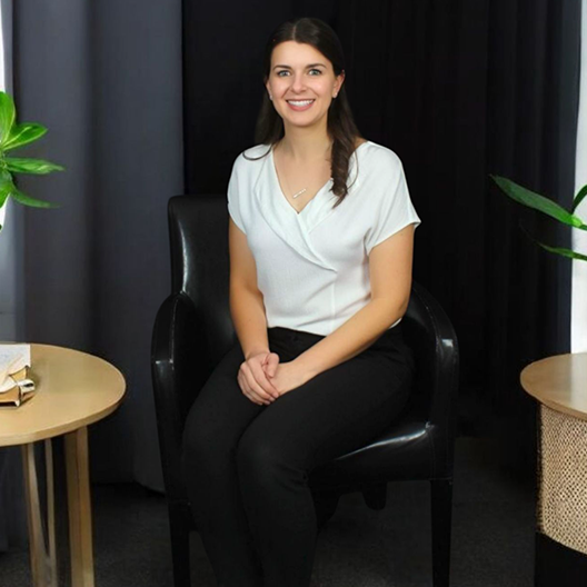 Dr. Kristine Massicotte